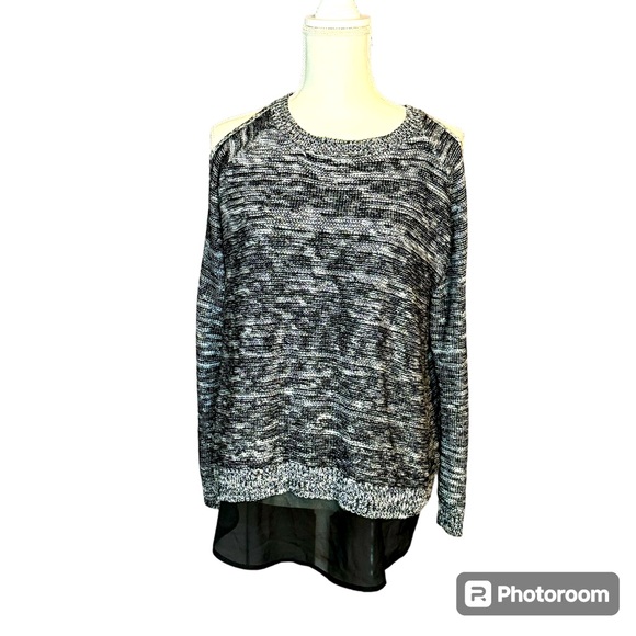 Tinley Sweaters - Tinley Sweater Size Small